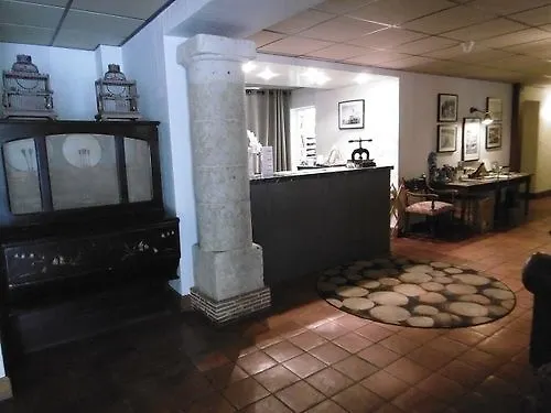 Hotel Mir سانت لاري سولون